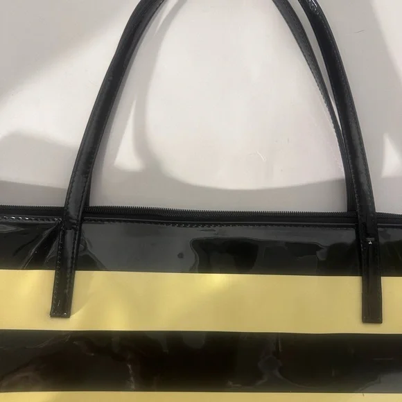 Kate Spade Black and cream color Striped Tote - Picture 8 of 15
